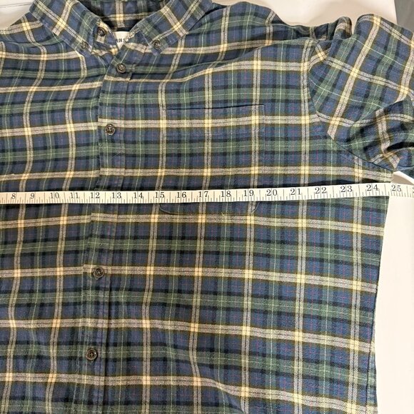 Taylor Stitch Blue and White Plaid Casual Button Down Shirt - Picture 12 of 13